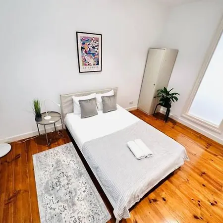 Appartement Large Flat Up 8pp Lisboa