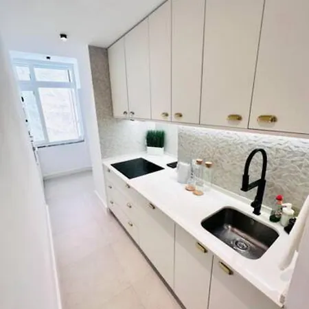 Large Flat Up 8pp Appartement *