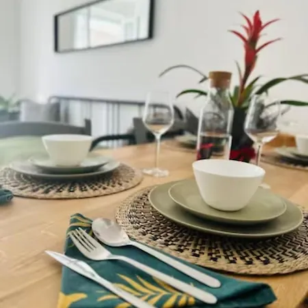 Apartment Large Flat Up 8pp *