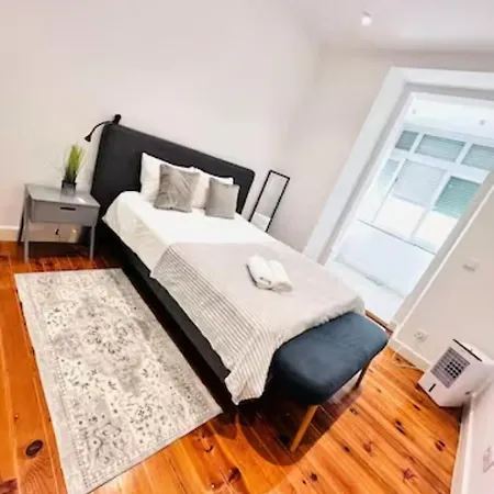 Διαμέρισμα Large Flat Up 8pp