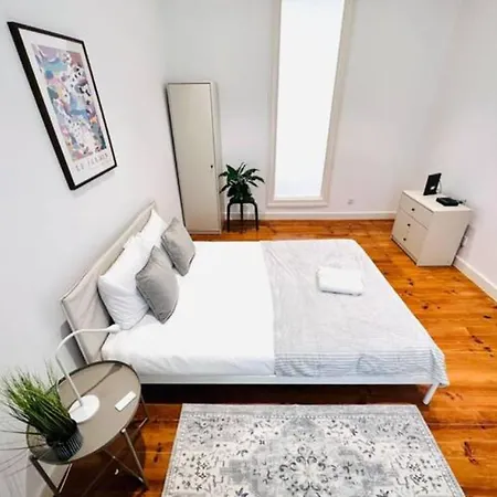 Large Flat Up 8pp Διαμέρισμα